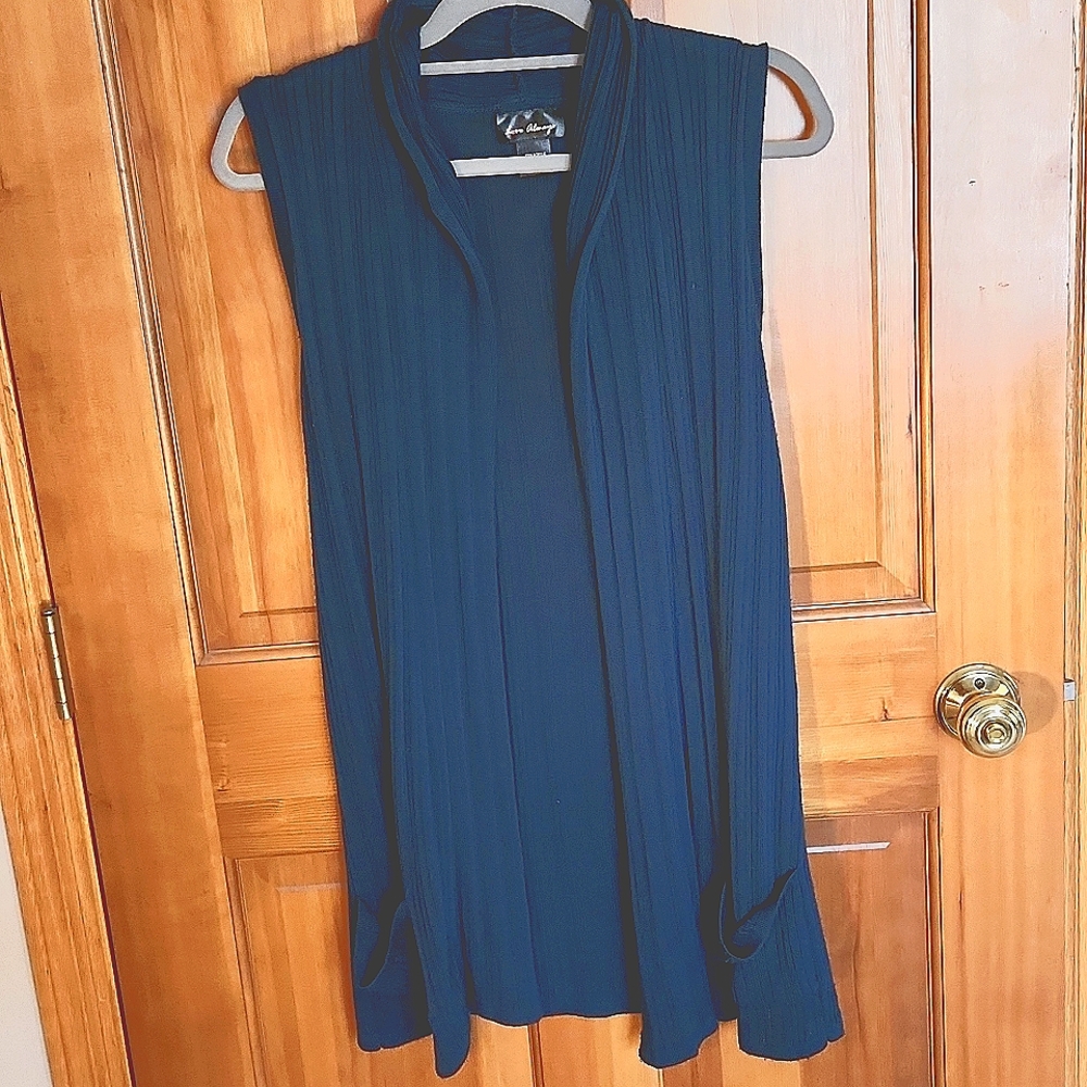 LOVE ALWAYS Sleeveless Cardigan Tunic, Dark Teal color, size L. Stretch